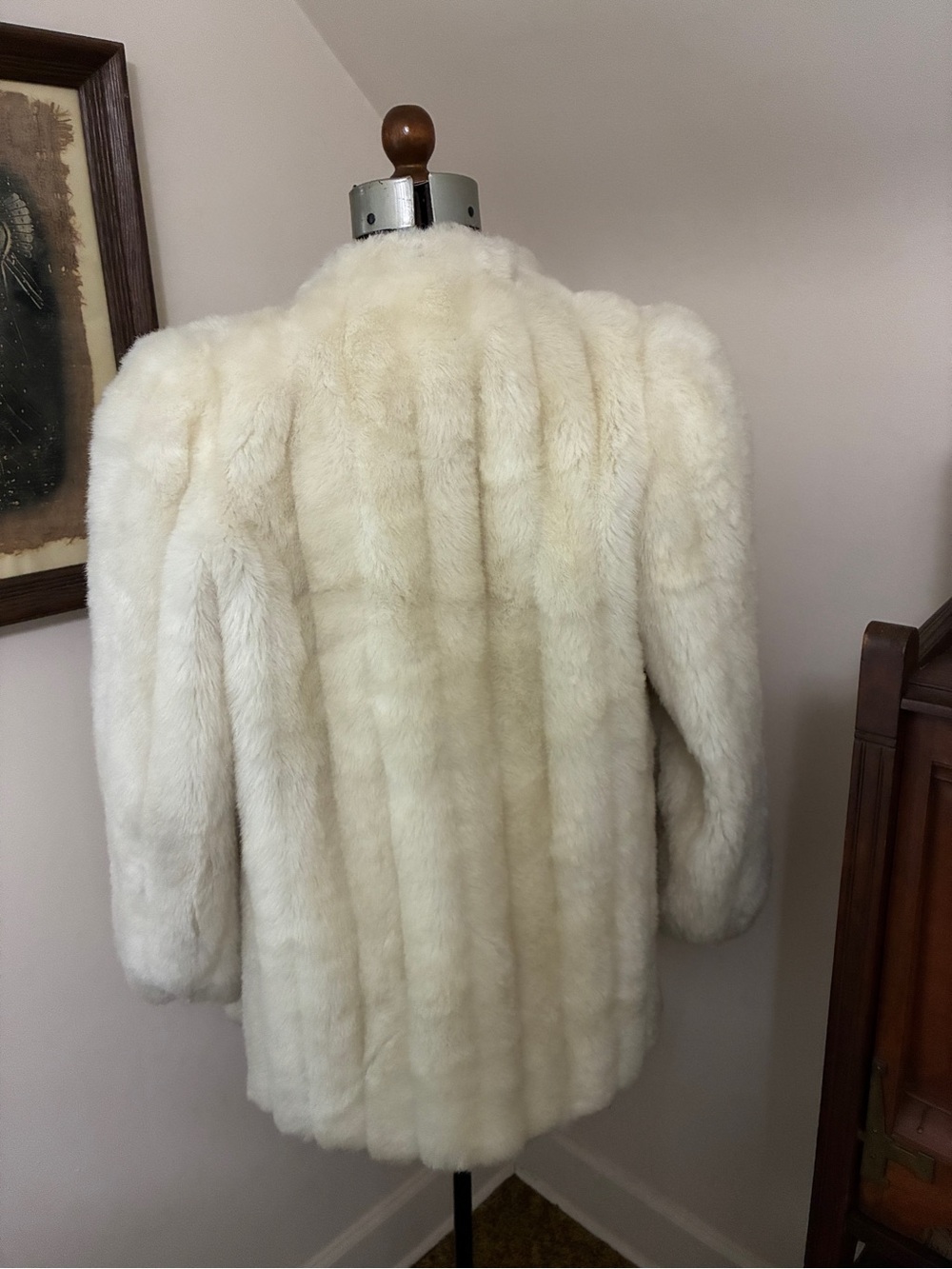 Vintage 1980s Sasson Faux Fur Coat - Picture 2 of 11